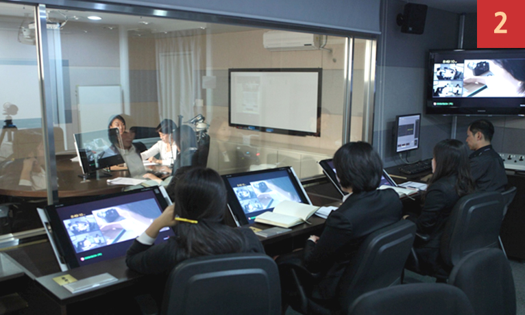 2. Monitor in observational room ready for UT survey